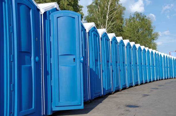Best Portable restroom trailer rental  in Fussels Corner, FL